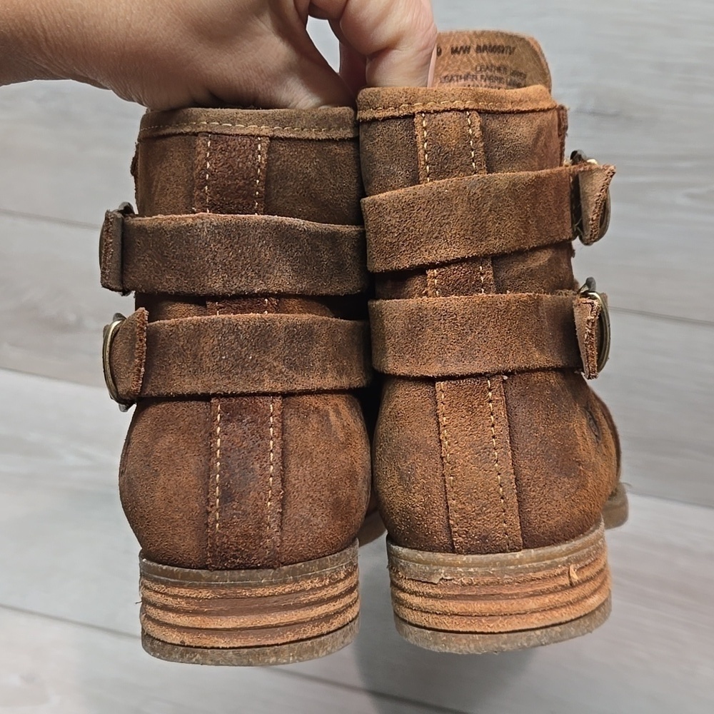 Born Women Ankle Leather Moto Buckle Boots Shoes Sz 8.5 - Picture 7 of 13